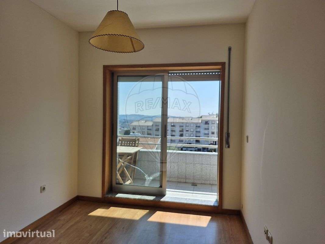Apartamento T2 para arrendamento - Grande imagem: 4/18