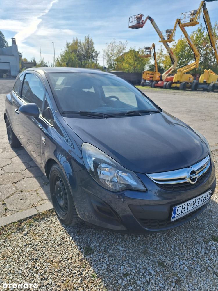 Opel Corsa 1.2 Cosmo - 2