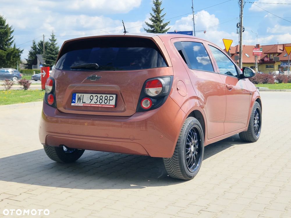 Chevrolet Aveo 1.4 LT - 7