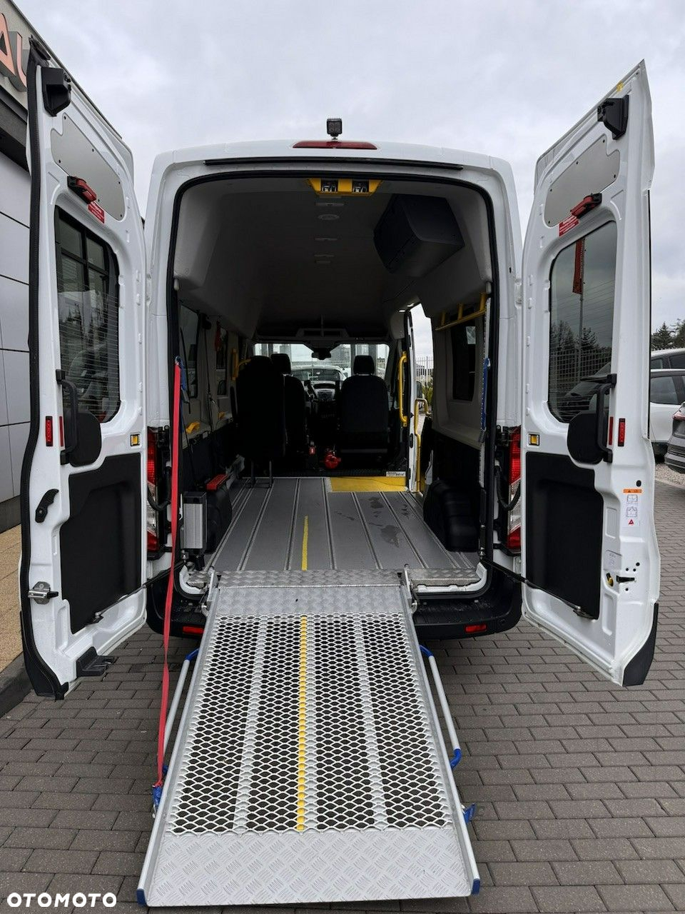 Ford Transit - 8