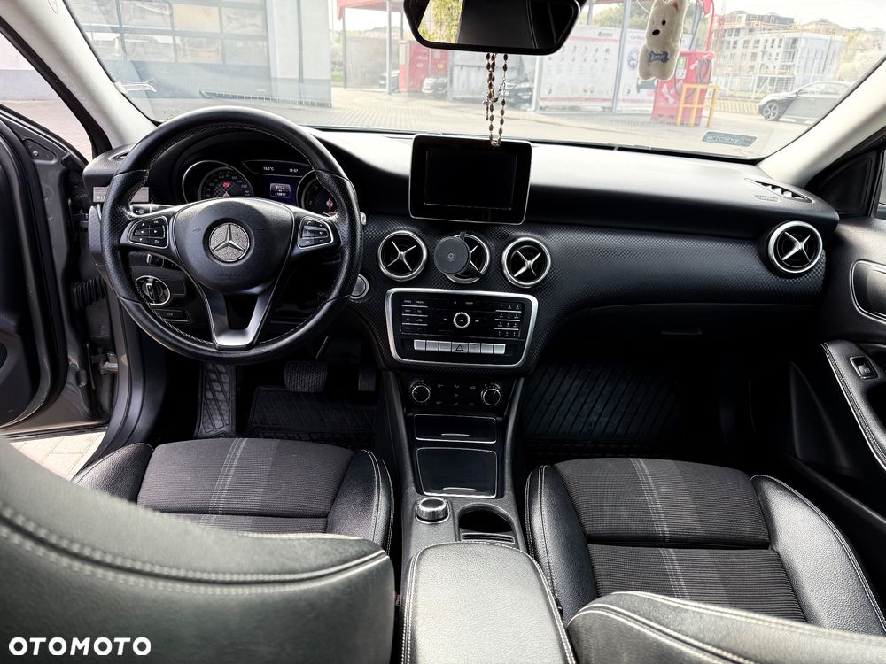Mercedes-Benz Klasa A 180 d 7G-DCT Urban - 9