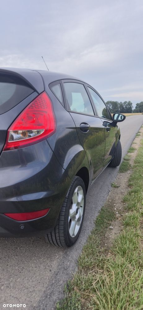 Ford Fiesta - 4