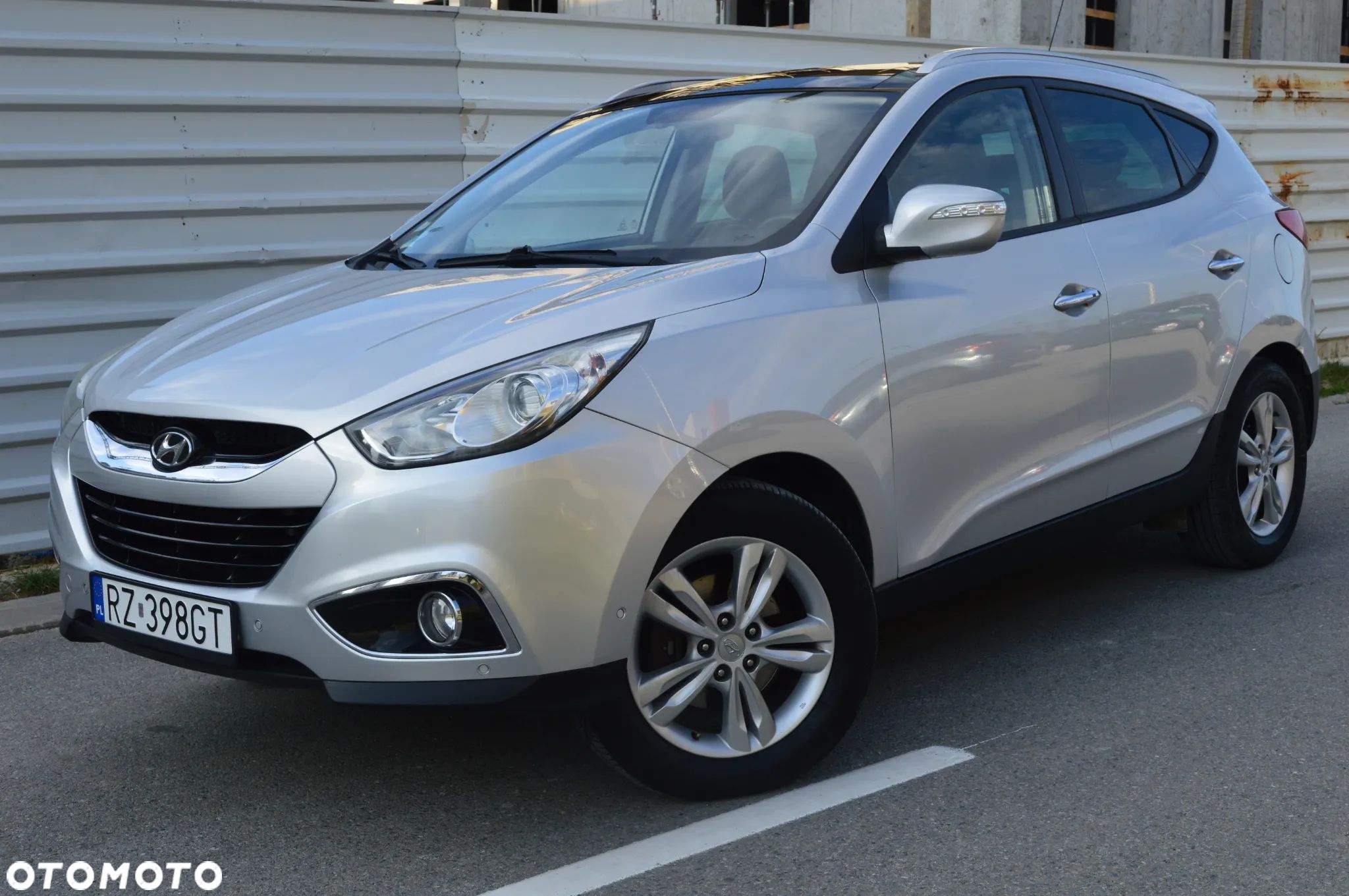 Hyundai ix35 1.7 CRDi 2WD blue Finale Silver - 1