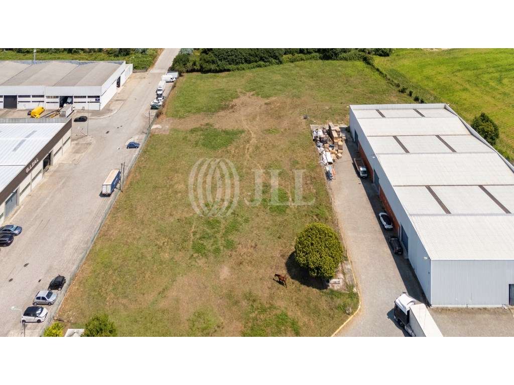 Terreno industrial/logístico na Maia, Porto - Grande imagem: 2/27