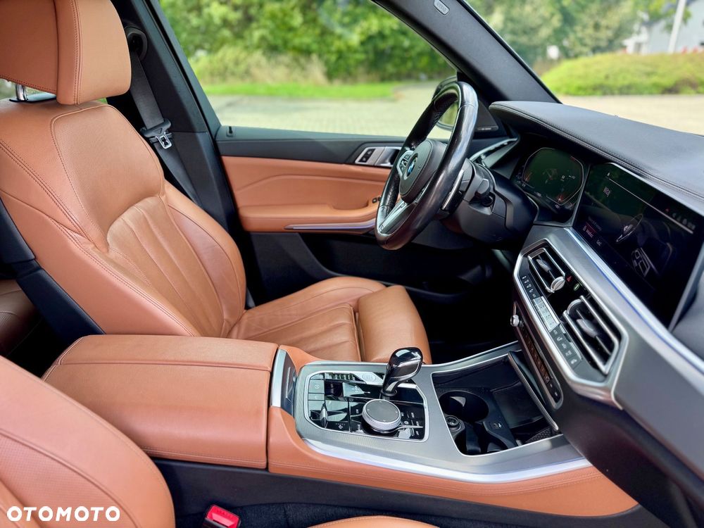 BMW X5 xDrive40i - 17