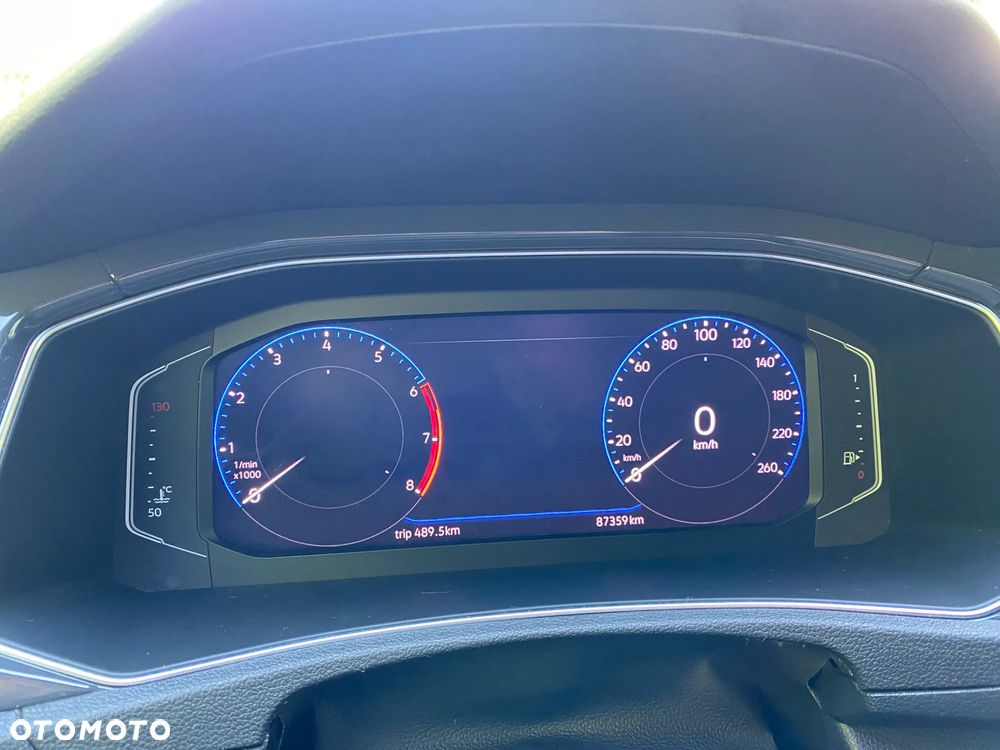 Volkswagen T-Roc 1.5 TSI ACT Premium DSG - 11