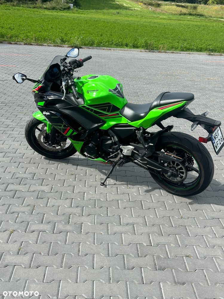 Kawasaki Ninja - 4