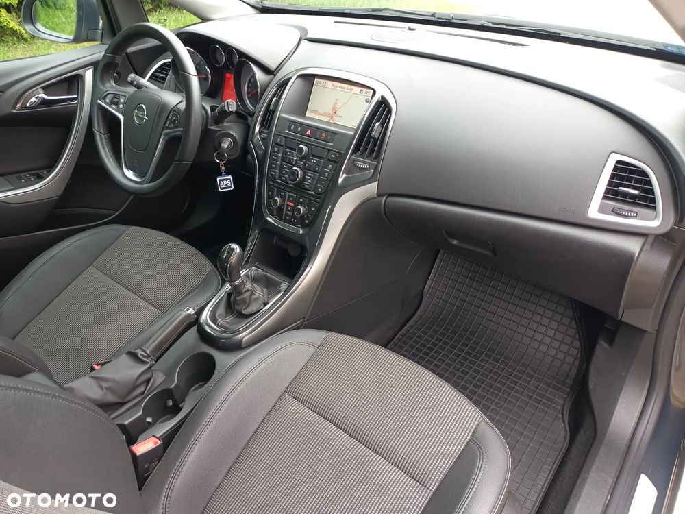 Opel Astra 1.4 T Cosmo S&S EU6 - 17