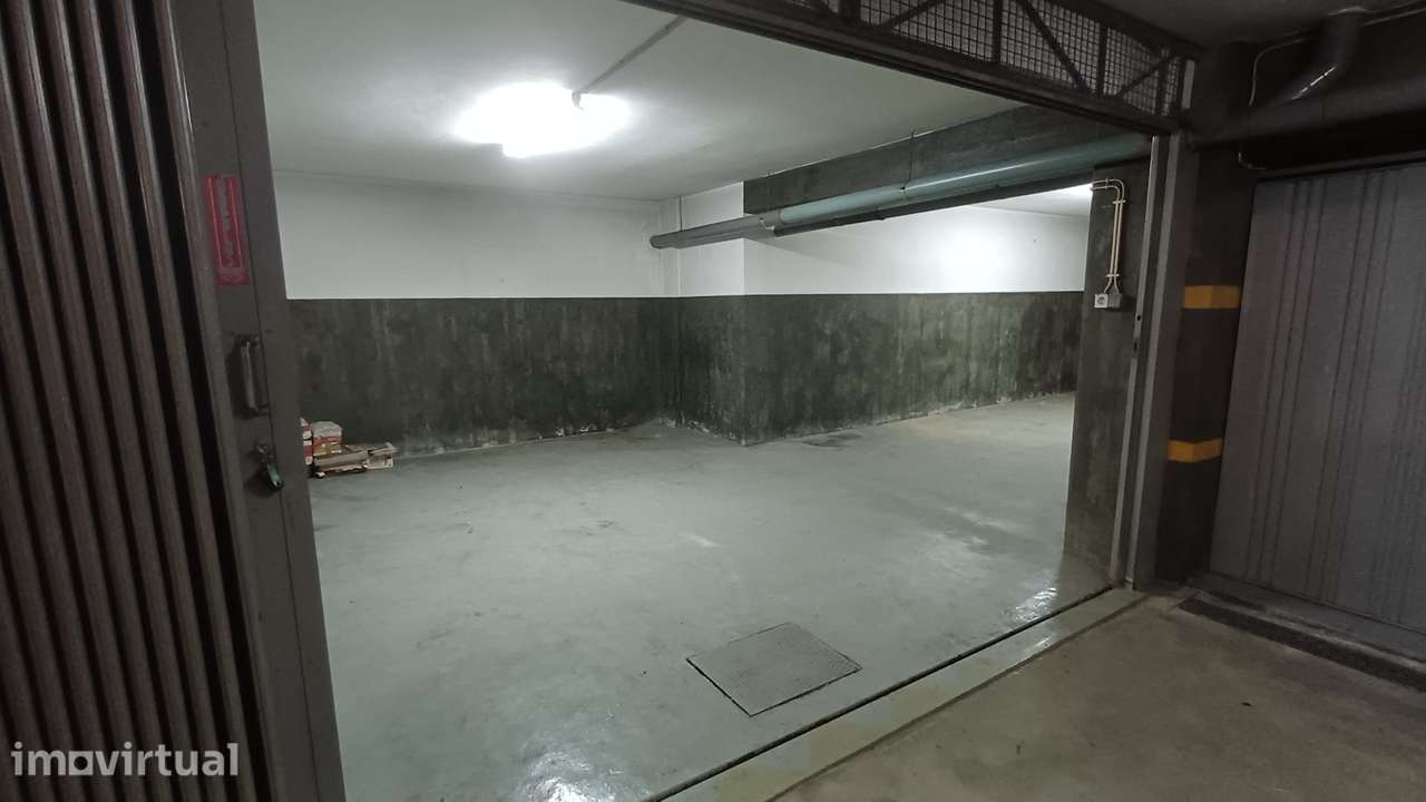 Garagem para arrendar em Vila Nova da Telha - Grande imagem: 3/5