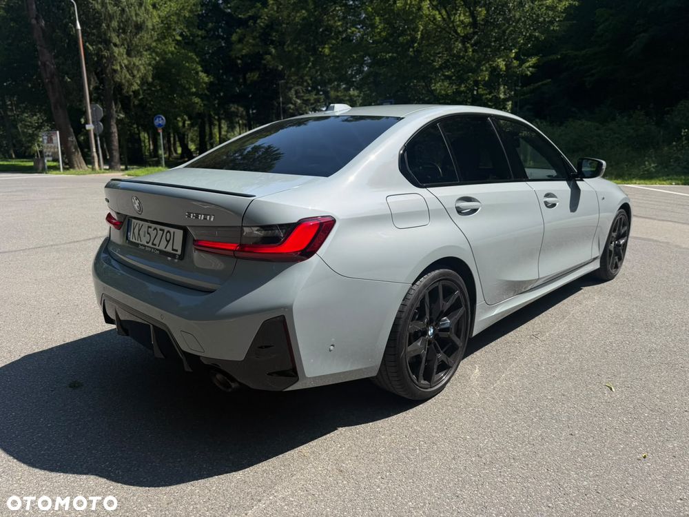 BMW Seria 3 330i xDrive M Sport - 5