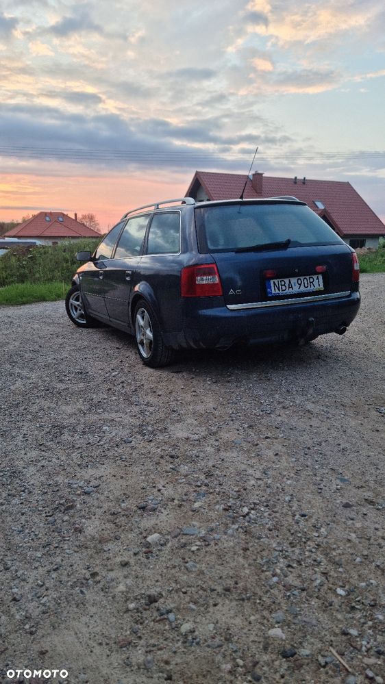 Audi A6 Avant - 4