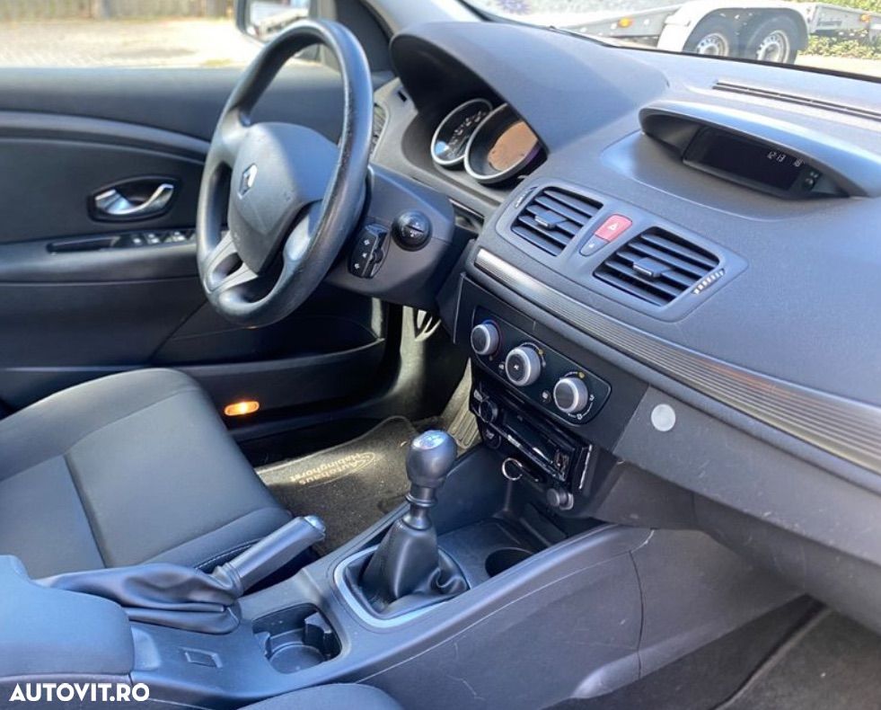 Renault Megane ENERGY dCi Intens - 6