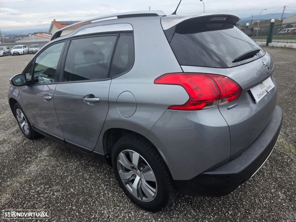 Peugeot 2008 1.6 BlueHDi Style - 21