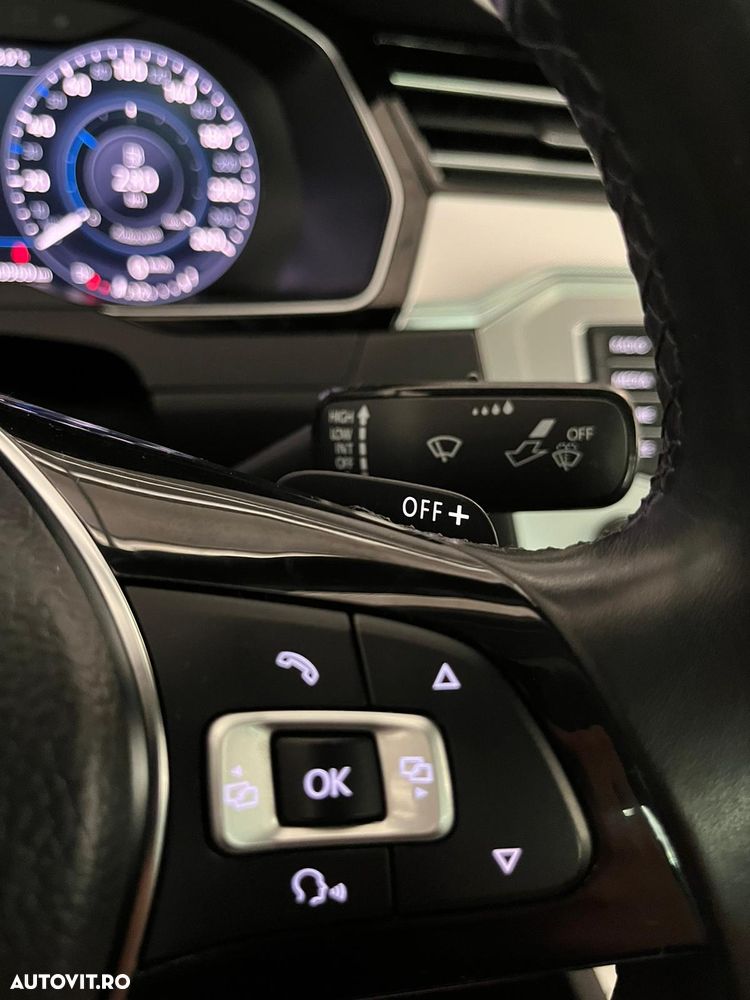 Volkswagen Passat - 16