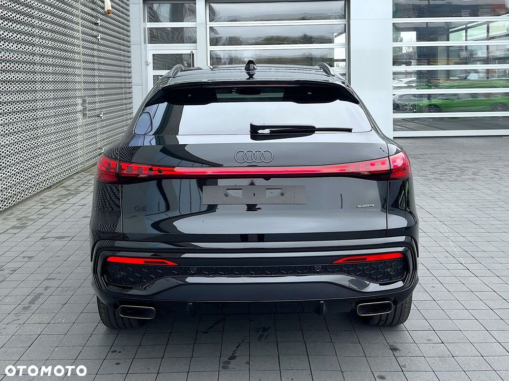 Audi Q5 Sportback - 8