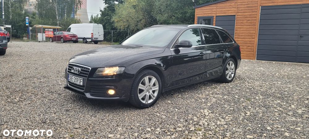 Audi A4 Avant - 11