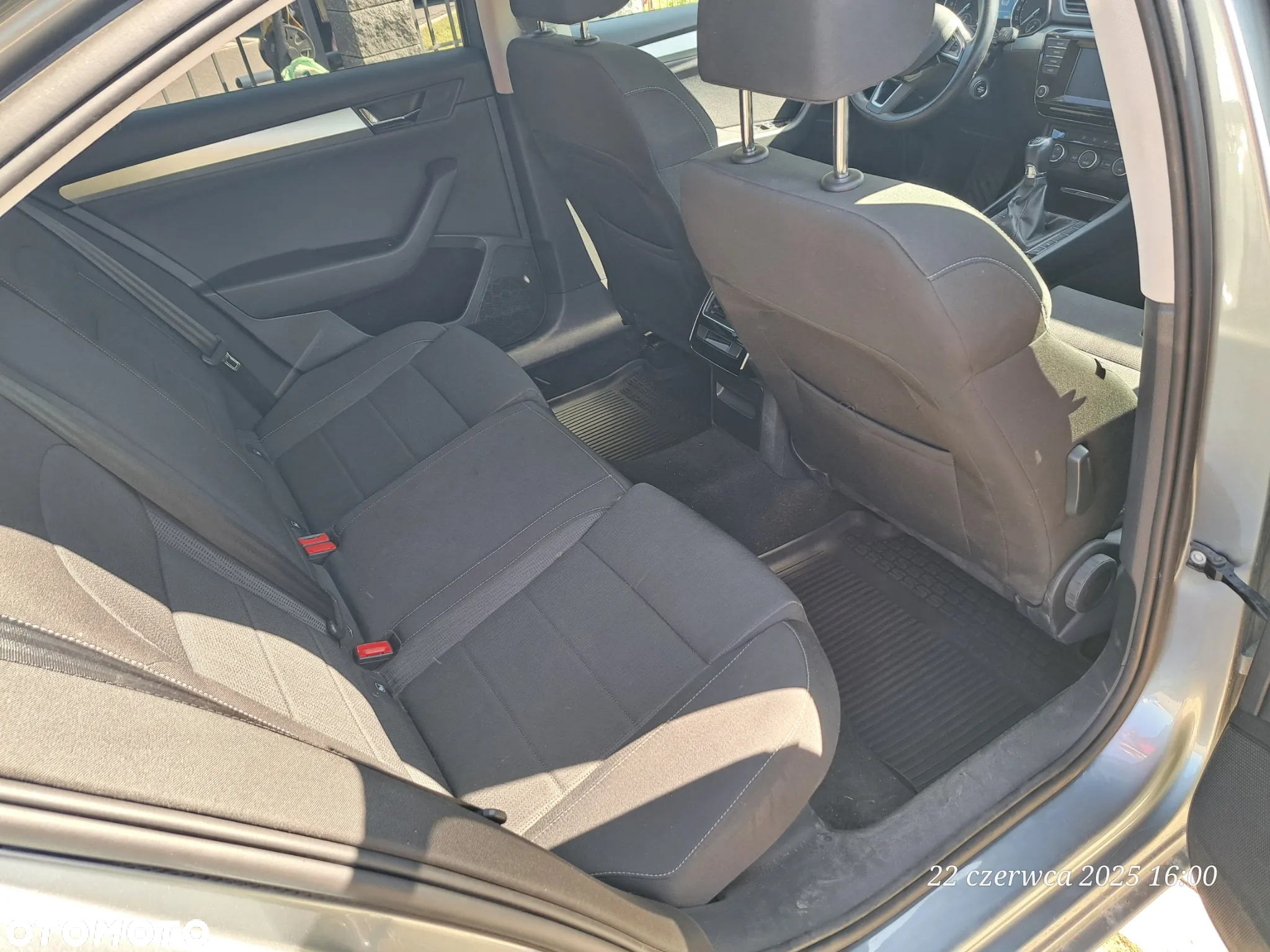 Skoda Superb 2.0 TDI Ambition - 16