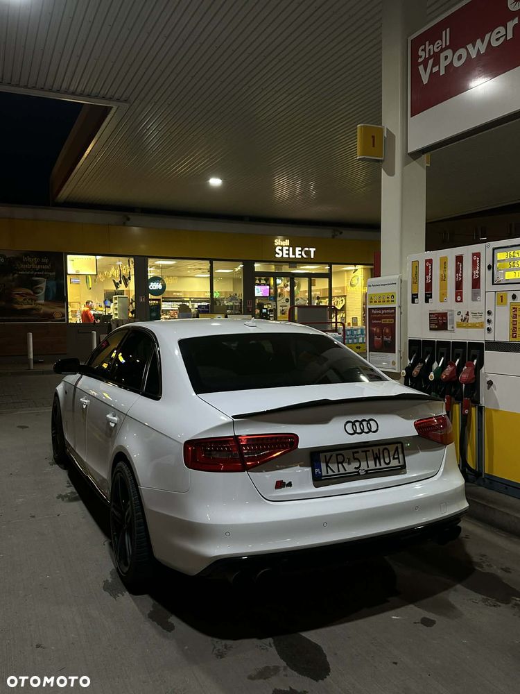 Audi S4 Limousine - 19