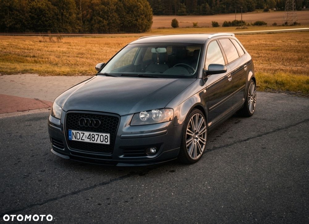 Audi A3 Sportback - 1