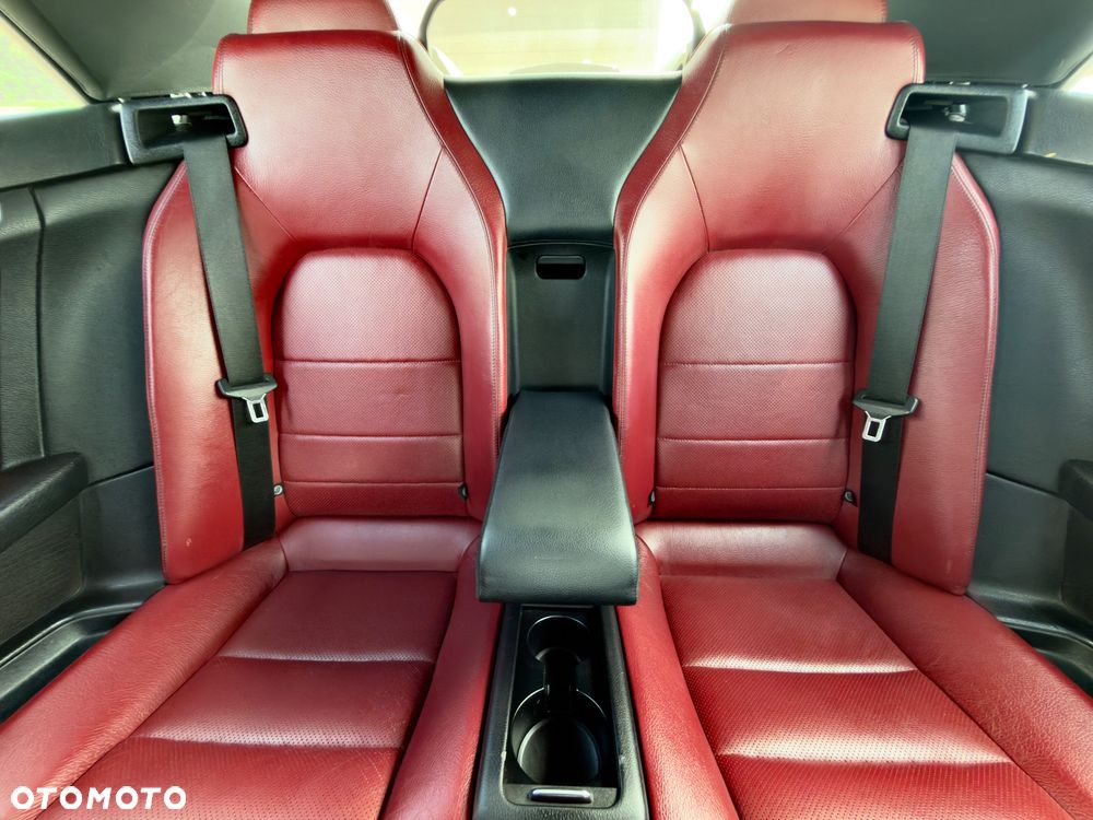 Mercedes-Benz Klasa E 200 BlueEFFICIENCY 7G-TRONIC Avantgarde - 27