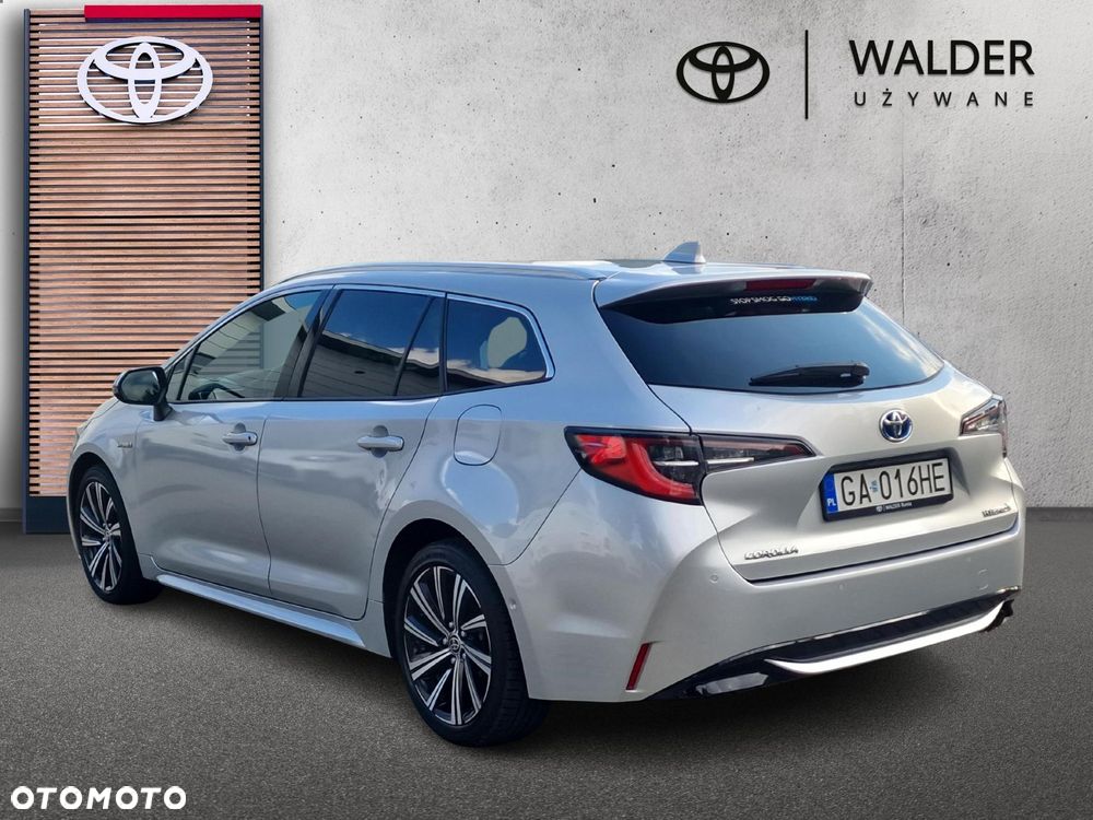Toyota Corolla 2.0 Hybrid Comfort - 4