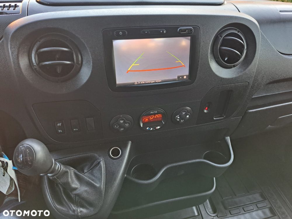 Nissan NV400 - 20