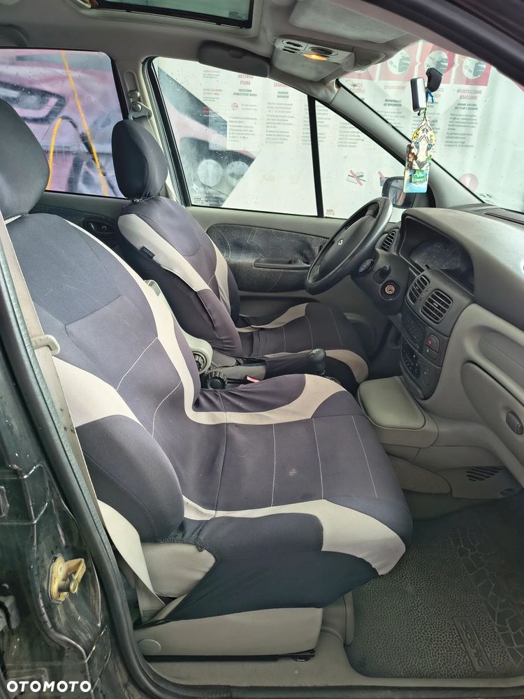 Renault Scenic - 6