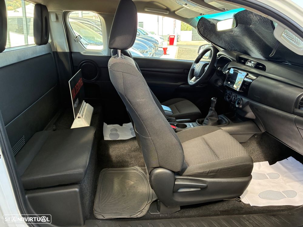 Toyota Hilux 2.4 D4d 4wd - 11