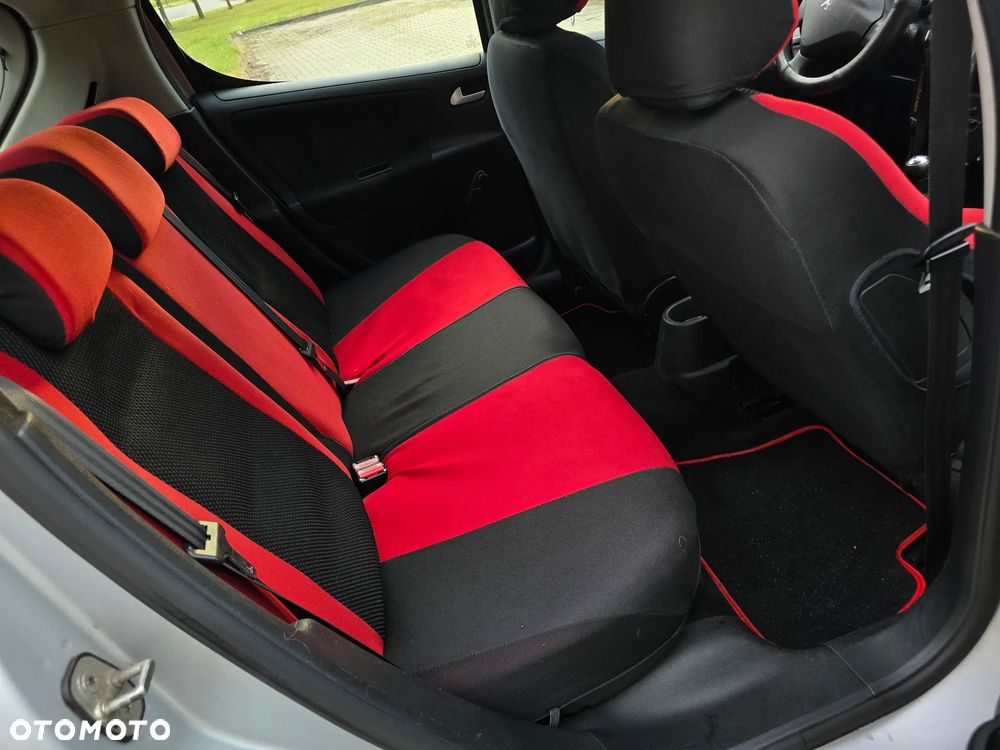 Peugeot 207 1.6 HDi 16V Trendy - 15