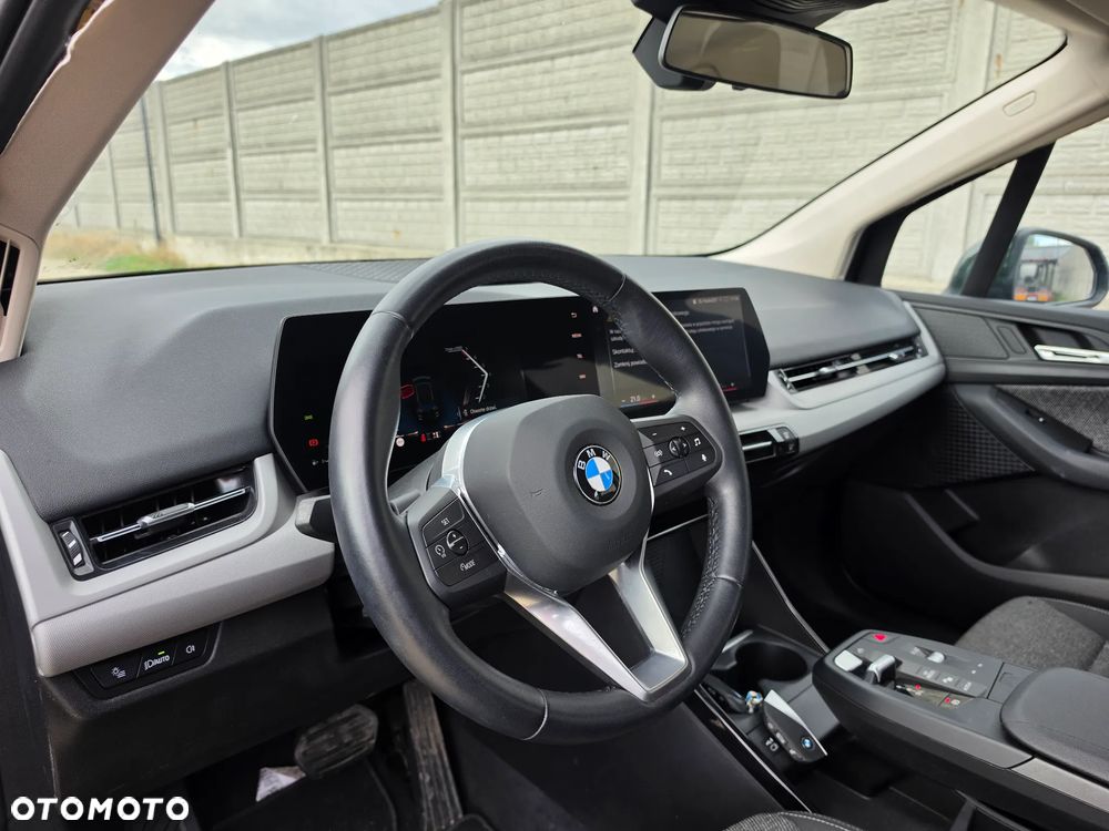 BMW Seria 2 218i Advantage - 9