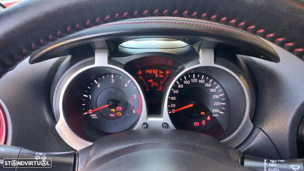 Nissan Juke 1.5 dCi N-Connecta P.Ext.1 Detroit Red - 9