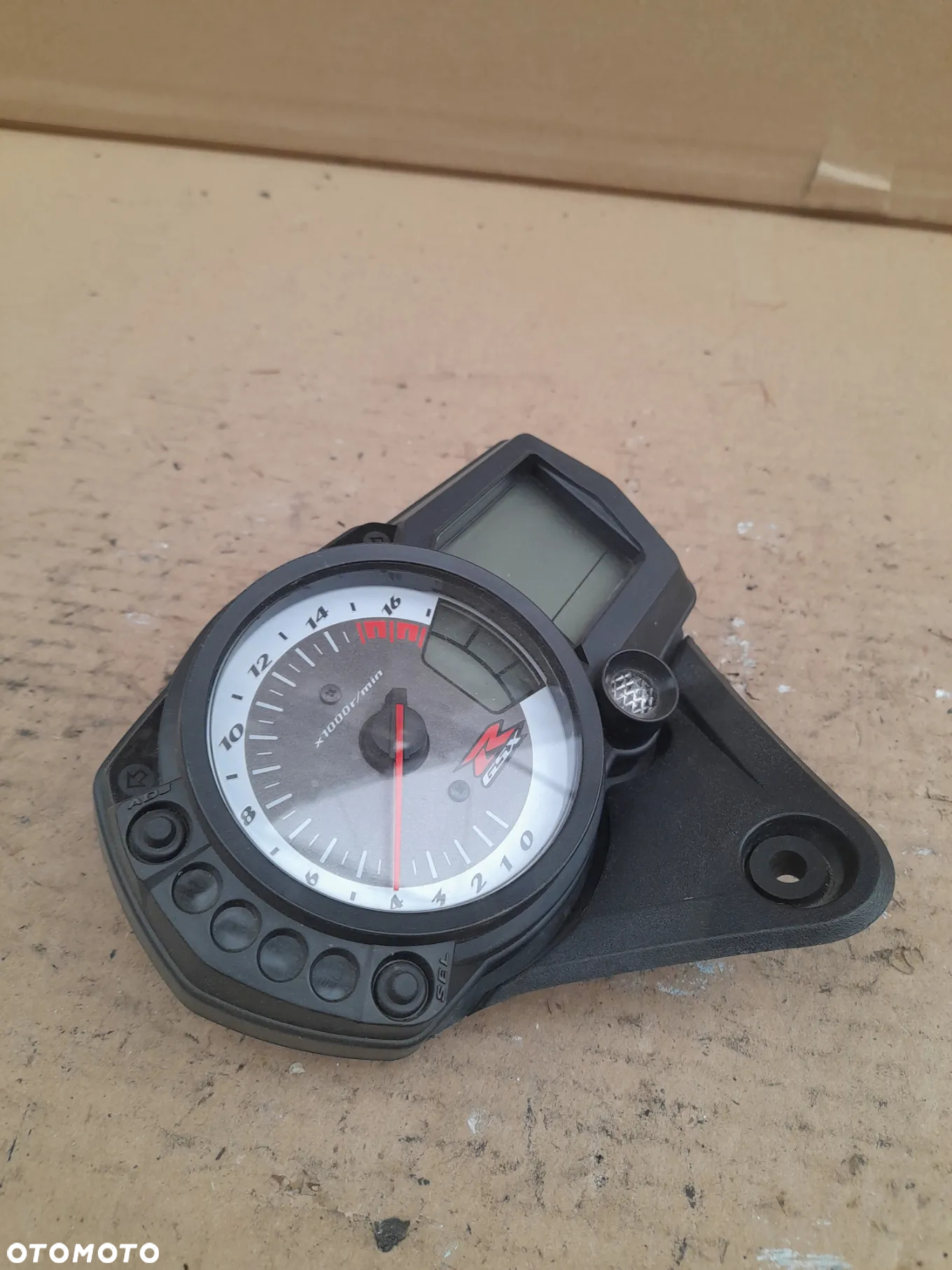 SUZUKI GSX-R 600 750 K8 K9 L0 LICZNIK ZEGAR BUDZIK - 4
