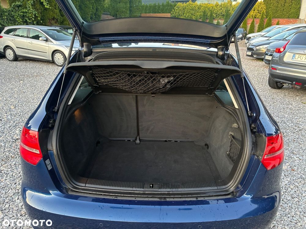 Audi A3 Sportback - 11