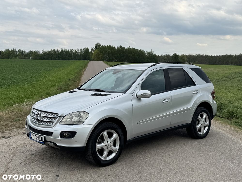 Mercedes-Benz ML - 26