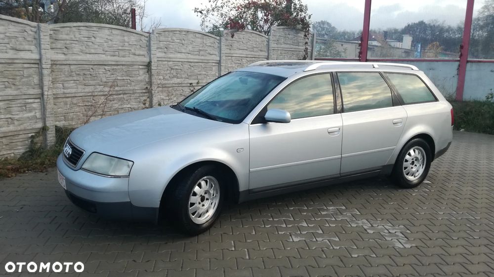 Audi A6 Avant 2.4 Quattro - 2