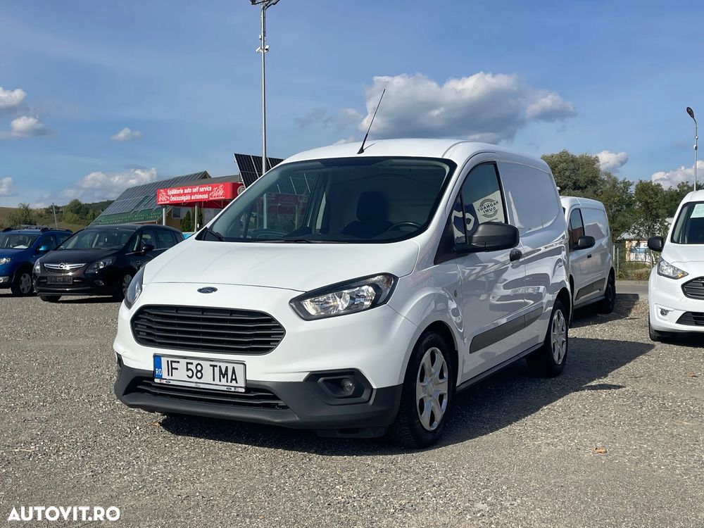 Ford Courier - 1