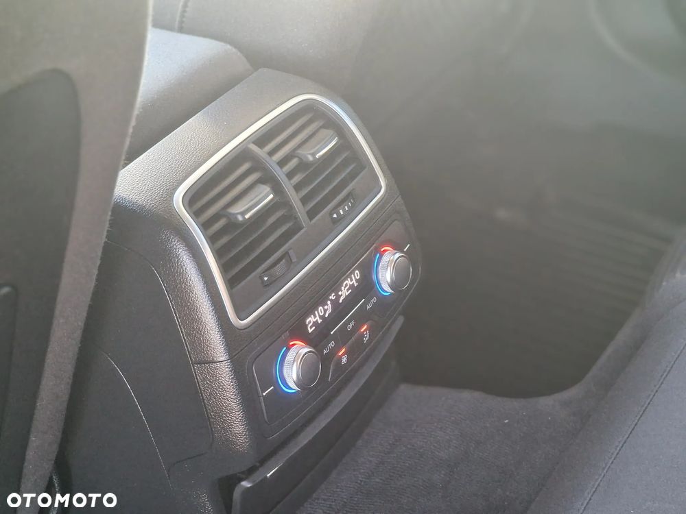 Audi A6 Avant 2.0 TDI - 22