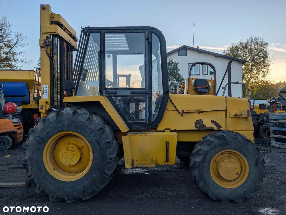 JCB 926 Terenowy 4x4 - 3