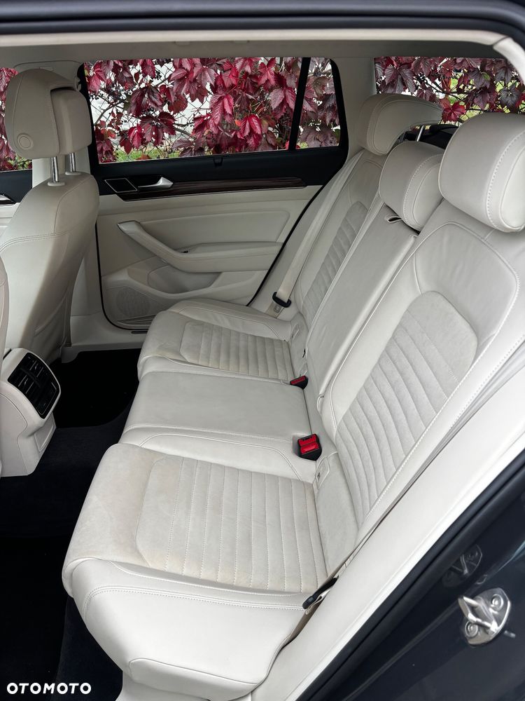 Volkswagen Passat - 7