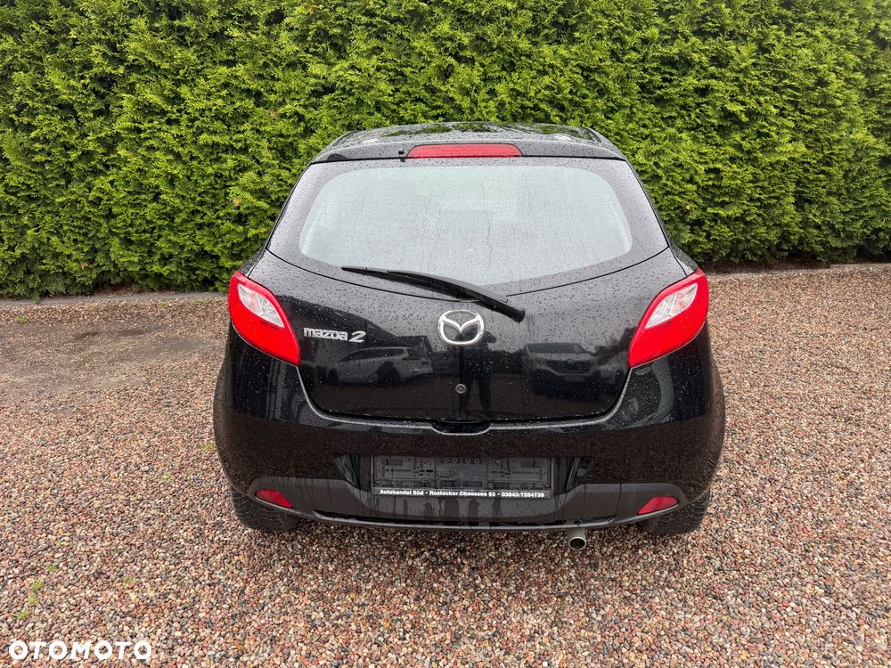 Mazda 2 - 10