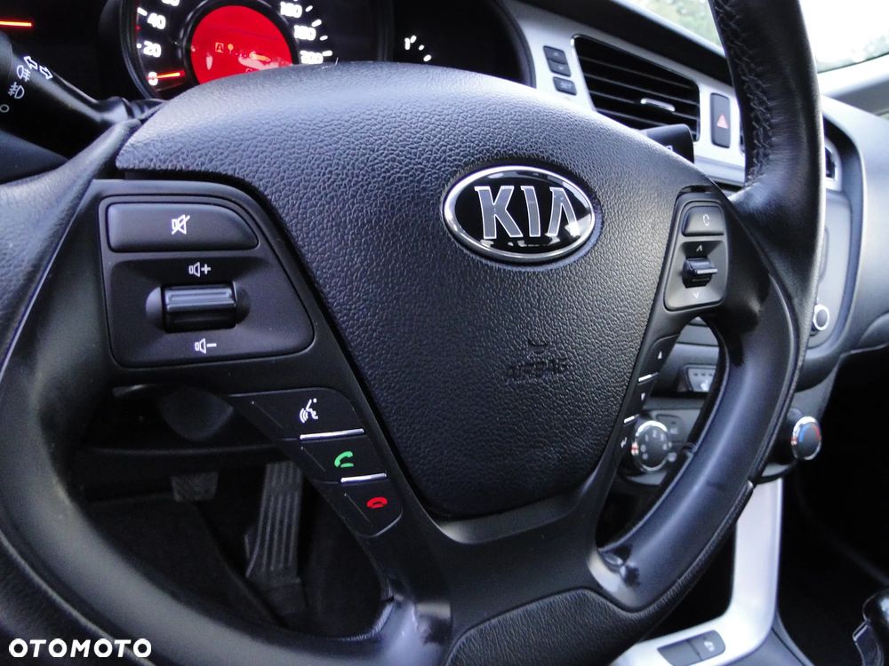 Kia Ceed 1.4 CVVT Vision - 12