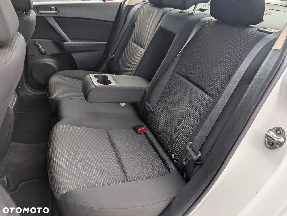 Mazda 3 - 8