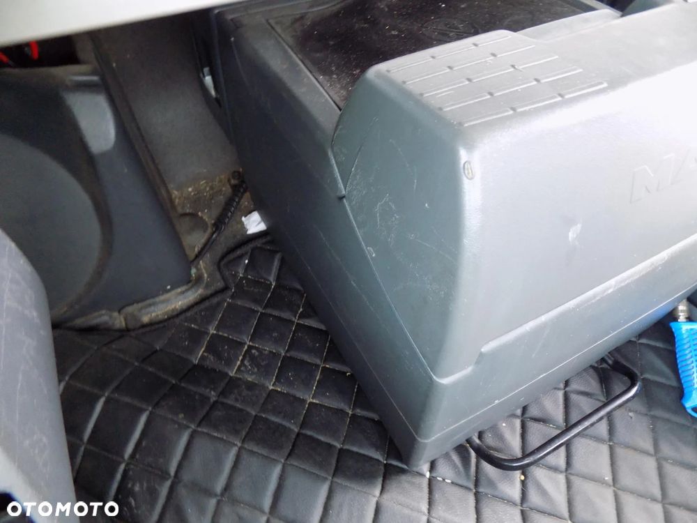 LODÓWKA SAMOCHODOWA MAN TGX 18.440 - 2