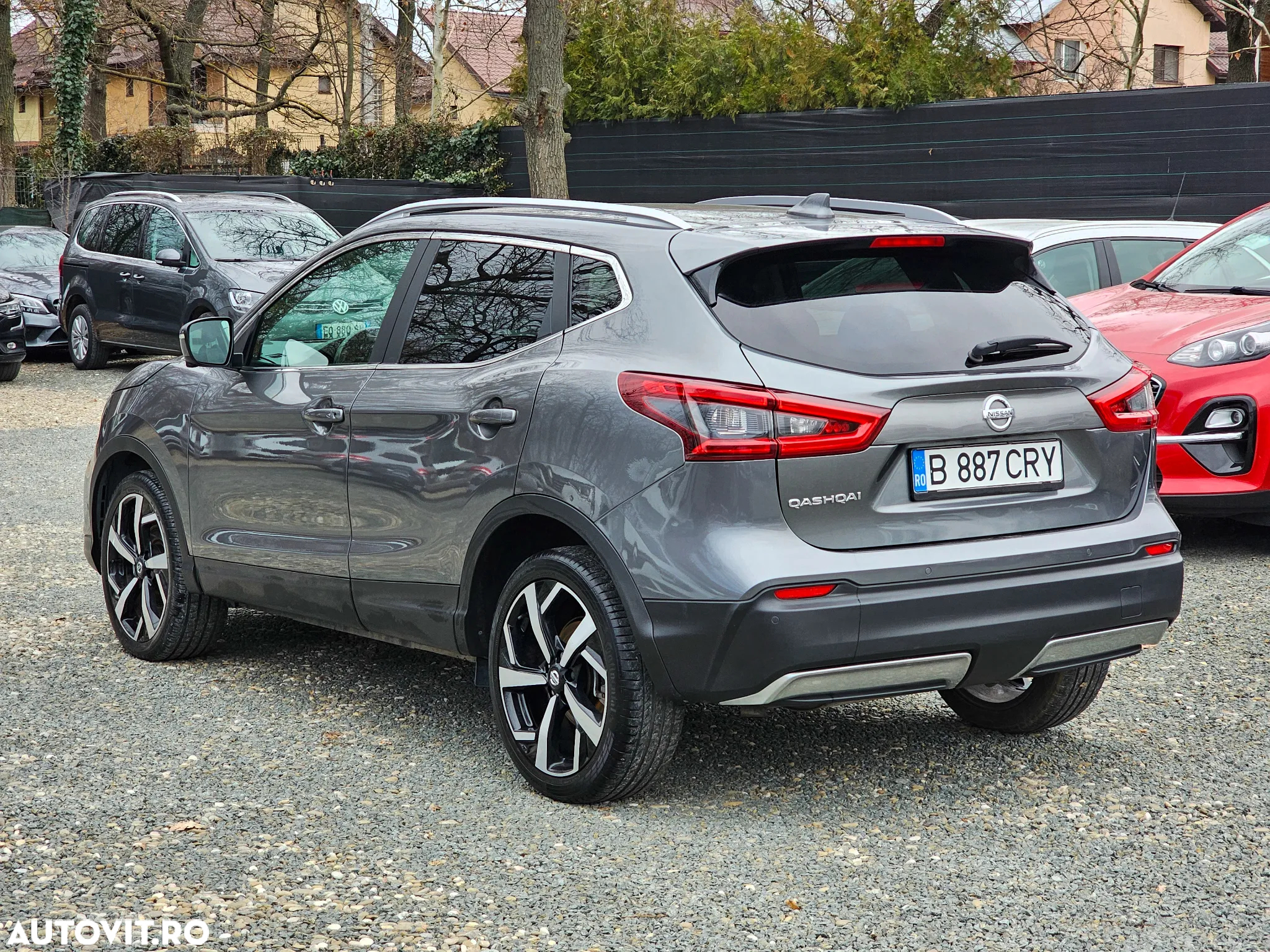 Nissan Qashqai 1.6 DCI Start/Stop X-TRONIC Tekna - 4