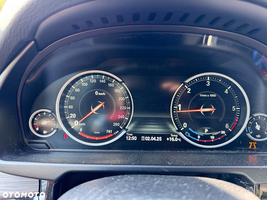 BMW X5 xDrive25d sport - 4