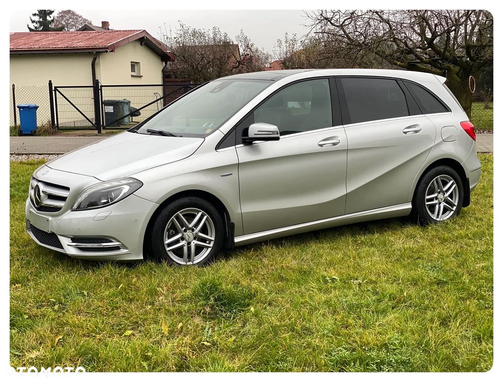 Mercedes-Benz Klasa B 200 (BlueEFFICIENCY) 7G-DCT - 3