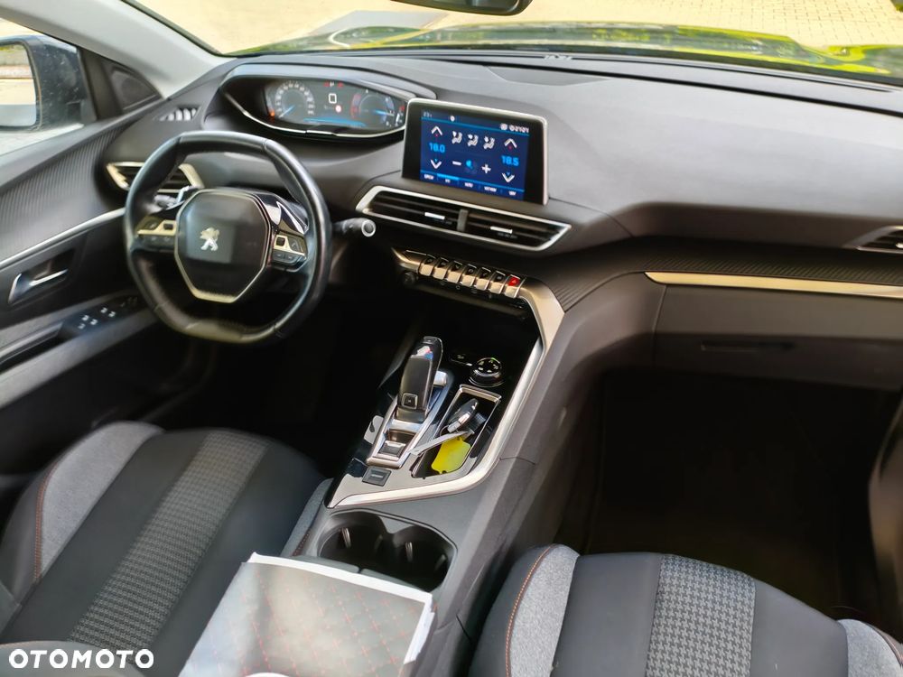 Peugeot 3008 BlueHDi 130 Stop & Start EAT8 Allure - 31