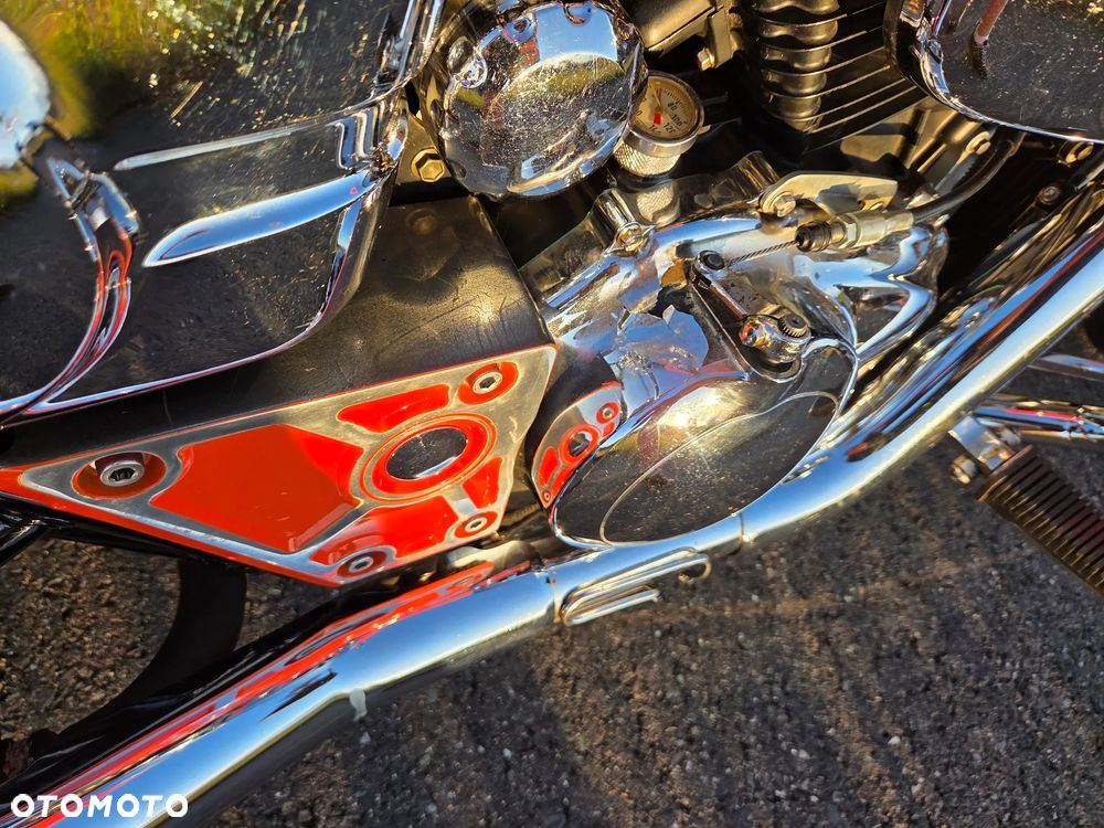 Suzuki Marauder - 10