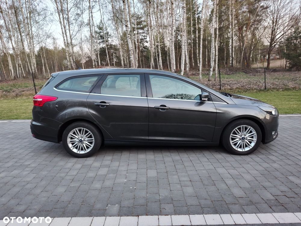 Ford Focus 1.5 TDCi SYNC Edition - 13