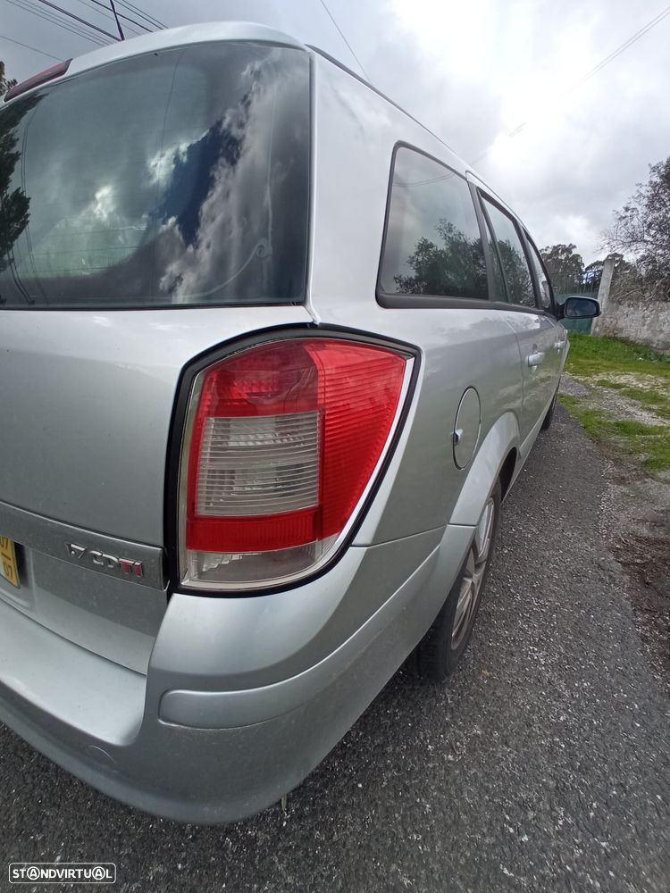 Opel Astra 1.7 CDTI DPF Sport - 11